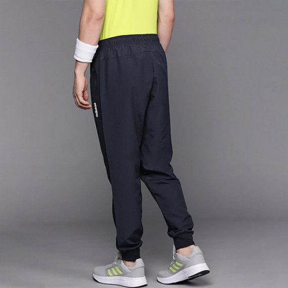 http://631760.leandytrade-hk.tech/products/men-navy-blue-stanford-solid-joggers