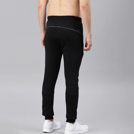 http://631760.leandytrade-hk.tech/products/men-black-solid-rapid-dry-running-joggers