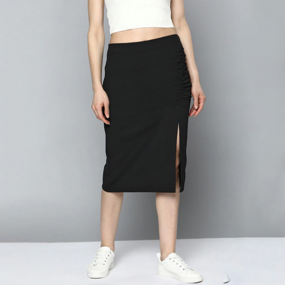 http://631760.leandytrade-hk.tech/products/women-black-pure-cotton-solid-ruched-straight-skirt