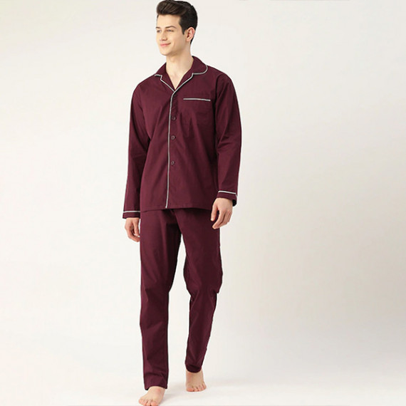 http://631760.leandytrade-hk.tech/products/men-burgundy-pure-cotton-solid-nightsuit